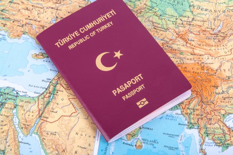 Yabancıların Türkiye'de Pasaport Yenilemesi